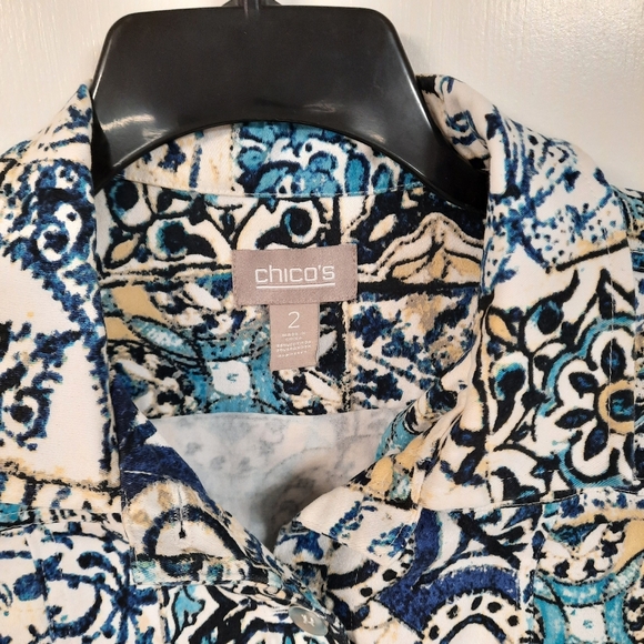 Chico's Size 2 Button Up Blazer Jacket Blue White Medallion 3/4 Sleeve Sz L Arts - Picture 2 of 14